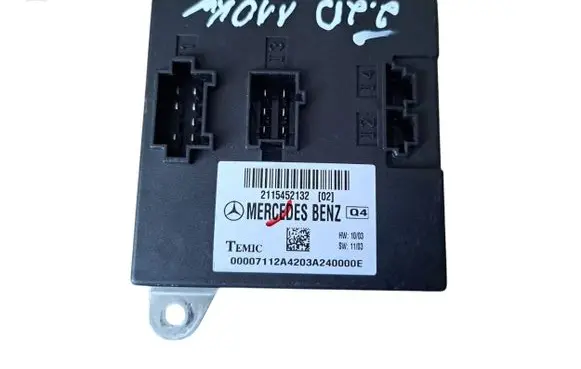 Mercedes-Benz E W211 Comfort/convenience module 2115452132
