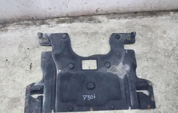 BMW 7 F01 F02 F03 F04 Engine splash shield/under tray GMAUTO4574097