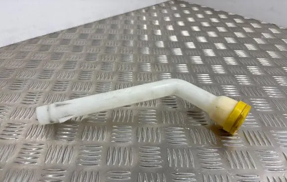 Renault Clio IV Window washer liquid tank fill tube 289150078R