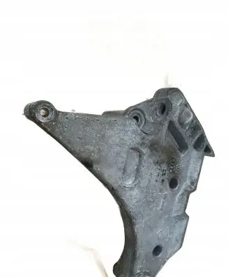 Volkswagen Golf VII Engine mounting bracket 03L199207