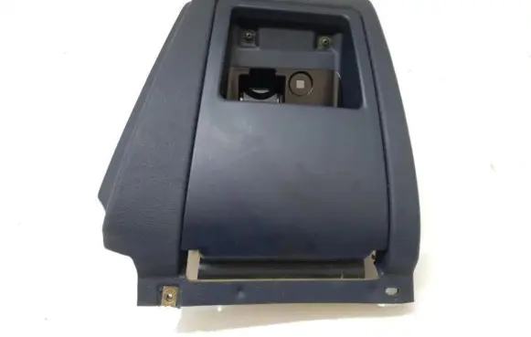 BMW 5 E39 Glove box 82534019