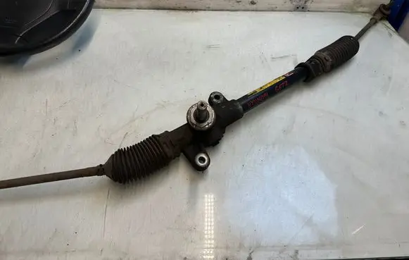 Hyundai Getz Steering rack 31212