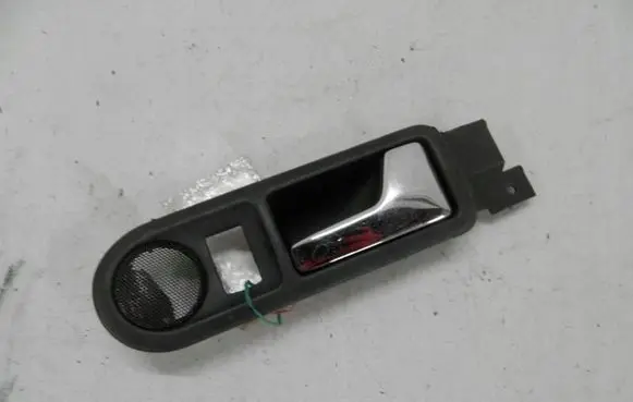 Volkswagen PASSAT B5 Rear door interior handle 