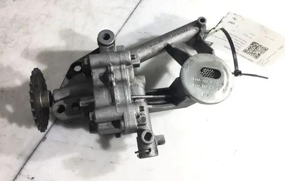 Renault Espace - Grand espace IV Oil pump 8200171405 8200743095 7700100894