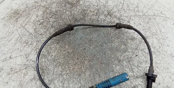 BMW 6 E63 E64 ABS brake wheel speed sensor 9087059