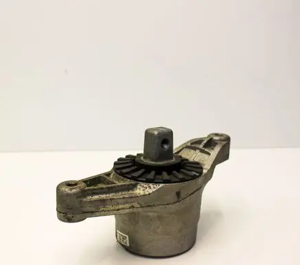 Maserati Ghibli Engine mount bracket 06700036290