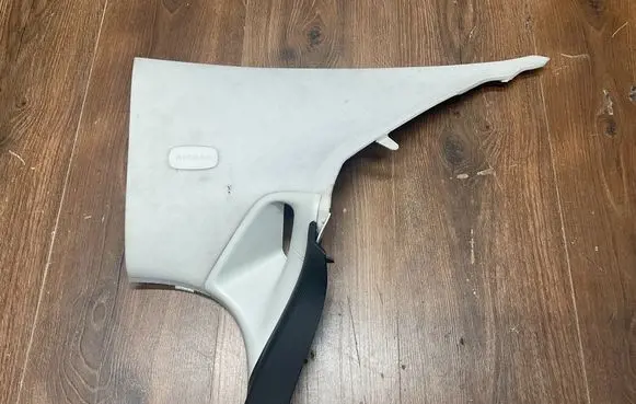Mercedes-Benz E W213 (C) pillar trim A2136901025