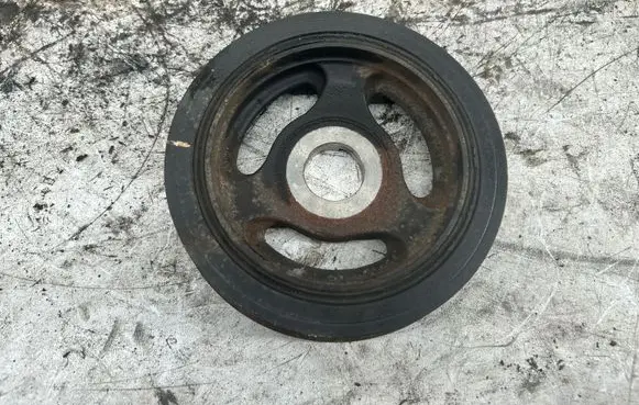 Ford Focus Crankshaft pulley 