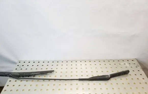 Opel Vivaro Front wiper blade arm 7700311584