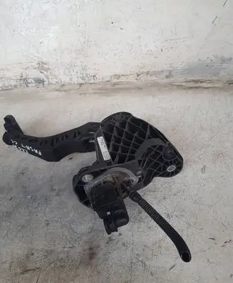 Clutch pedal