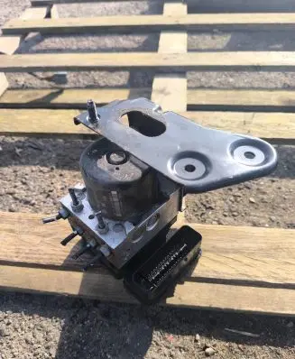 Volkswagen Transporter - Caravelle T5 ABS Pump 7H0614517B 10021200204