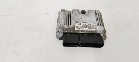 Volkswagen PASSAT B7 Engine control unit/module 03L907309AE 0281017946