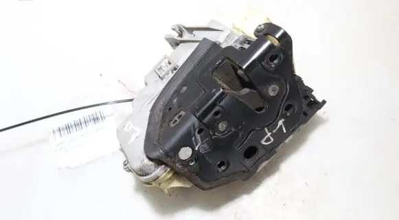 Audi TT Mk1 Front door lock