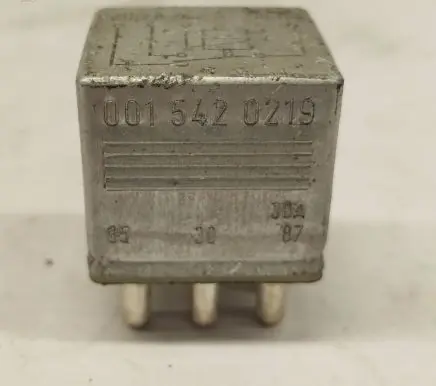 Mercedes-Benz E W124 Other relay 0015420219