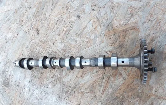 Mercedes-Benz A W168 Camshaft A6680001