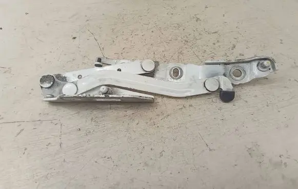 Audi A5 8T 8F Tailgate/trunk/boot hinge 8F0827301A