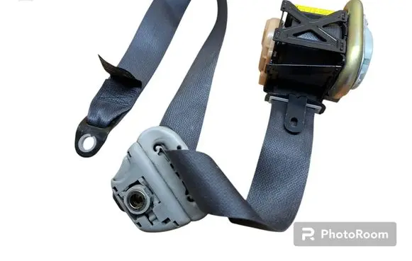 Toyota Corolla E120 E130 Front seatbelt 7322002110