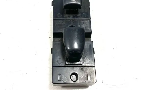 Nissan Leaf I (ZE0) Central locking switch button 254111KA5A 3503