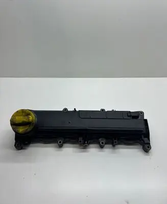 Renault Megane II Rocker cam cover 8200379908 F02802