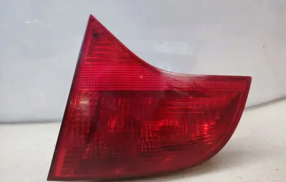 Audi A4 S4 B7 8E 8H Tailgate rear/tail lights 8E9945094