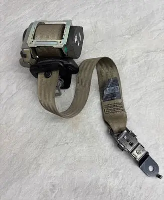 Volvo XC90 Rear seatbelt buckle 30730641 606054333 10052006