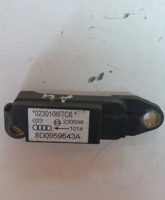 Audi A4 S4 B5 8D Airbag deployment crash/impact sensor 8D0959643A 230698 02301019TC6