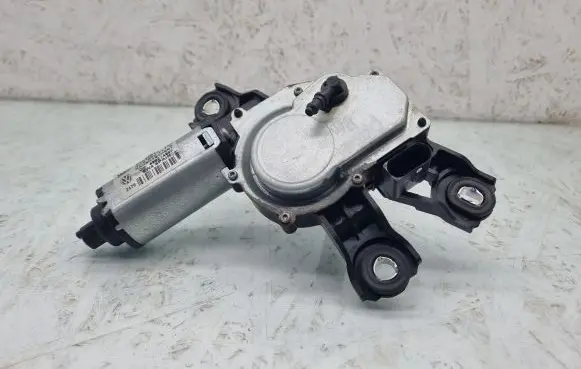 Volkswagen PASSAT B6 Rear window wiper motor 3C9955711A