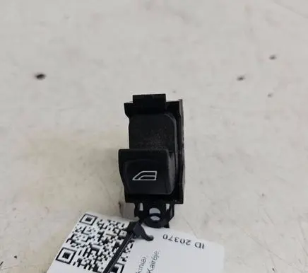 Volvo V70 Electric window control switch 30773273