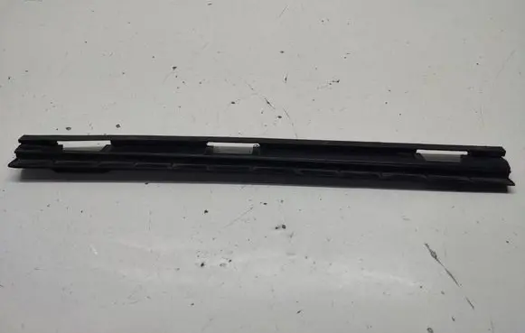 Mercedes-Benz GLE W167 Other sill/pillar trim element A1676988801