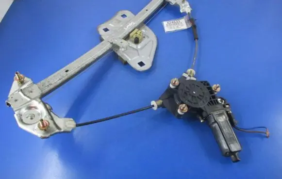 Hyundai XG Front door window regulator with motor