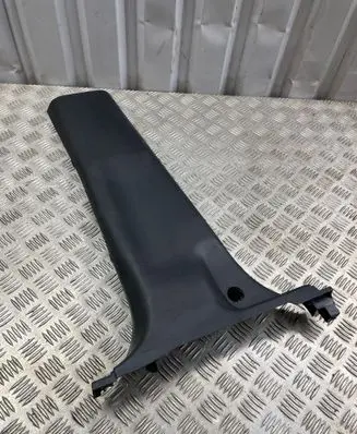 Nissan Navara D23 (B) pillar trim (bottom) 769164KJ0A