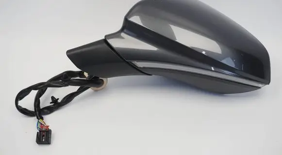 Cupra Leon Front door electric wing mirror