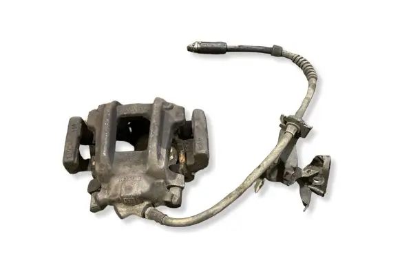 BMW 3 GT F34 Front brake caliper 6857687