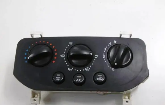 Renault Clio II Air conditioning/heating control unit 663207JA60AC