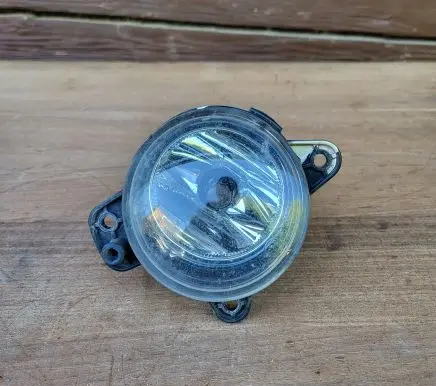 Skoda Fabia Mk1 (6Y) Front fog light 27048400