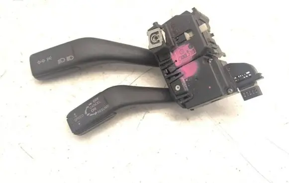 Audi A3 S3 A3 Sportback 8P Indicator stalk 8P0953513 01303600