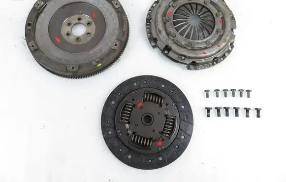 Citroen C4 I Picasso Flywheel CV1132F1805 9686253980