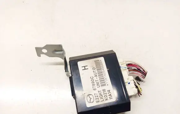 Mazda CX-7 Light module LCM E22767890C