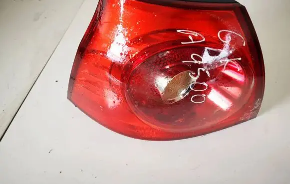 Volkswagen Golf V Rear/tail lights 1k6945111 1k6945095
