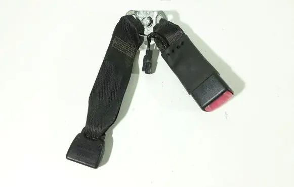 Toyota Yaris Rear seatbelt buckle G068302 15546 07688