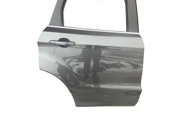 Rear door
