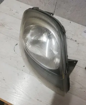 Opel Vivaro Headlight/headlamp
