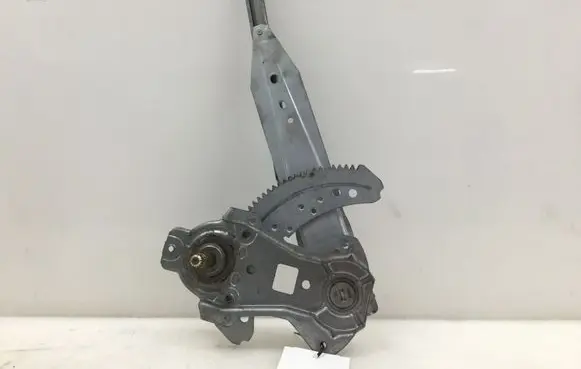 Nissan Note (E11) Rear window lifting mechanism without motor 