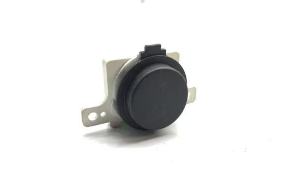Nissan Note (E11) Seat belt warning relay 250209U00A 18H09 451542