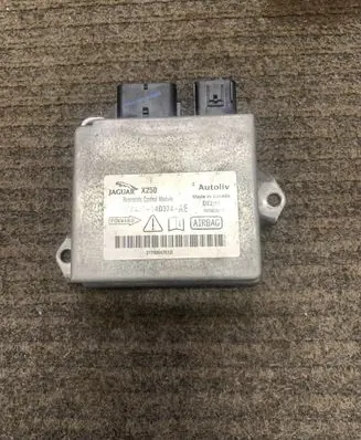 Jaguar XF X250 Airbag control unit/module 8X2314D374AE
