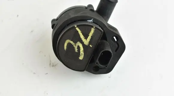 Mercedes-Benz ML W164 Electric auxiliary coolant/water pump A2118350028