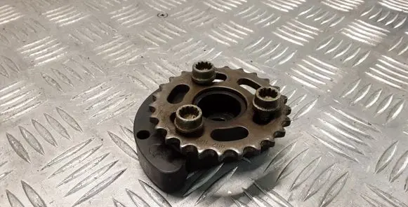 Audi A6 S6 C6 4F Oil pump balance shaft 059103331H 057109116J