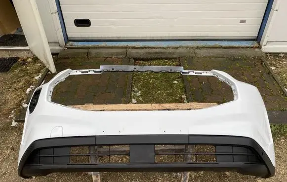 Ford Transit Custom II Front bumper PZ31-17F003F