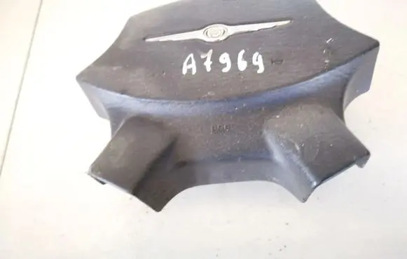 Steering wheel airbag