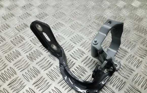 Audi A4 S4 B8 8K Tailgate/trunk/boot hinge 8K9827299